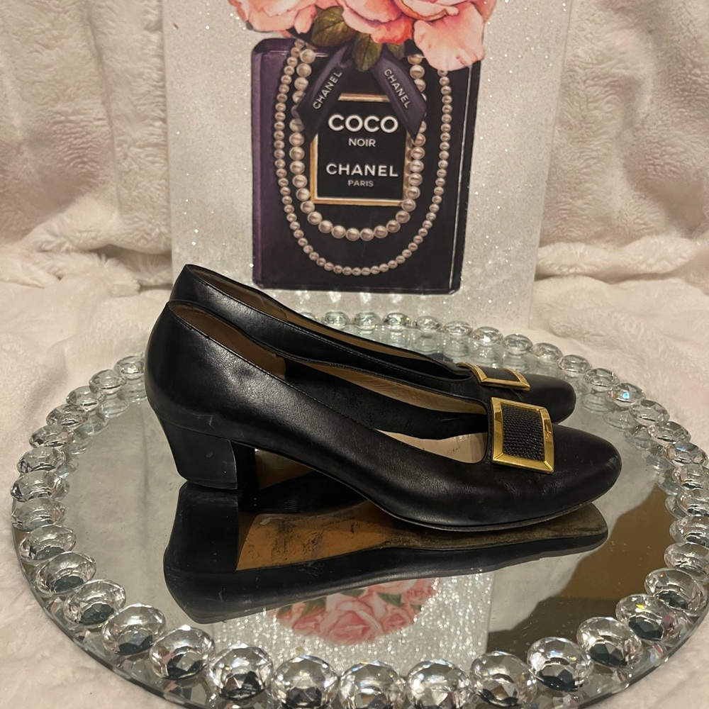 Salvatore Ferragamo Ruffina flats size 8B - Picture 3 of 7